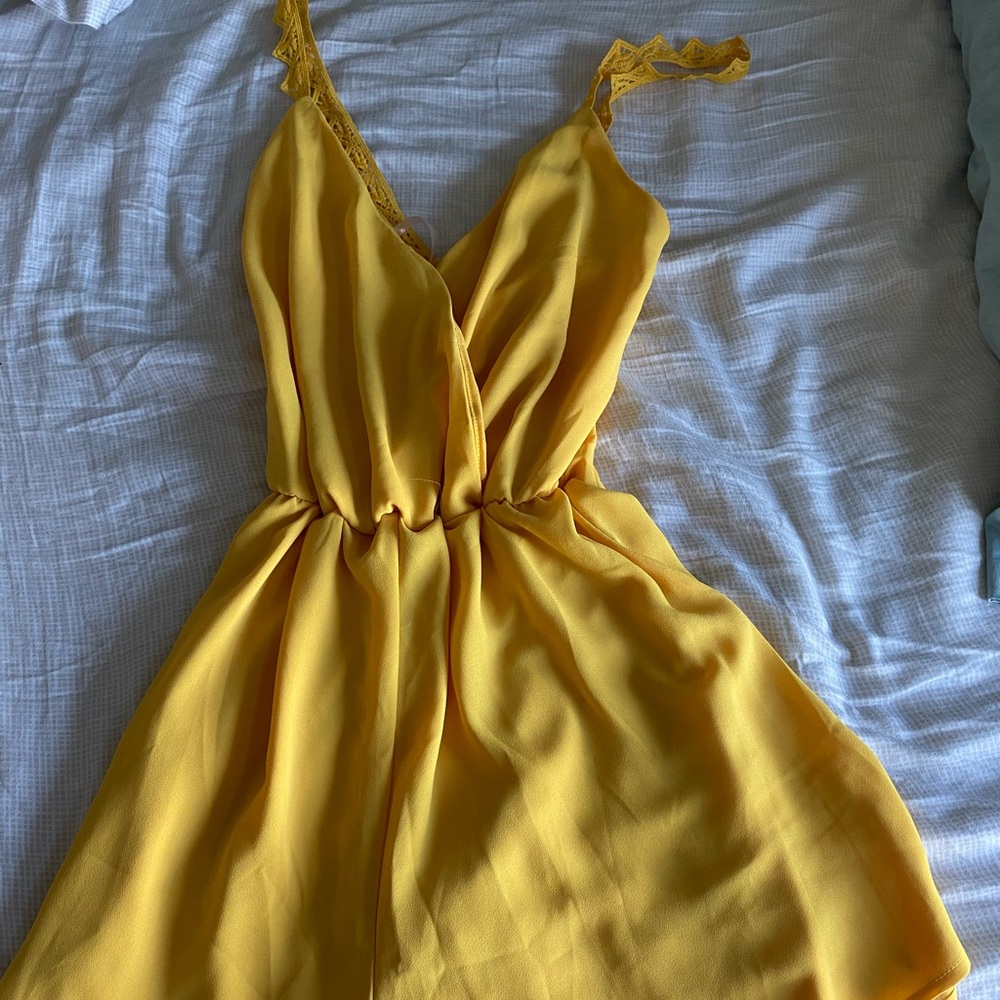 Lush yellow romper